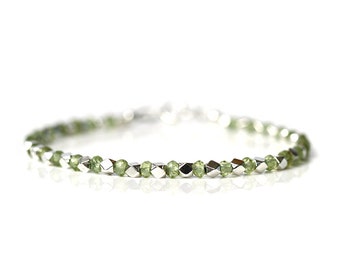Dainty Peridot Bracelet, Natural Green Peridot Jewelry, 925 Sterling Silver, Thin Stacking Bracelet, August Birthstone, Gift for Girlfriend