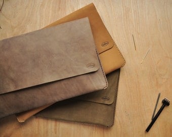 Personalised Simple Beige Leather Clutch / Leather Handbag / Carry All / Purse