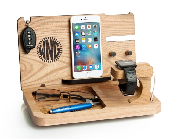 Mens gift Iphone 7 & apple watch docking station