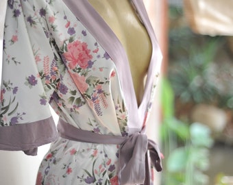 satin robe,chiffon trim lilac purple pink floral,white satin robe,bridesmaid kimono robe,Japanese floral satin robe,bridesmaid bath robe