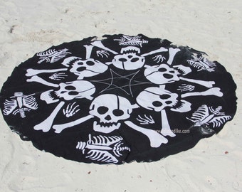 Multiple Skulls V Cotton