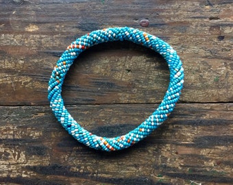 Bracelet en perles de pâte de verre, originaire du Désert du Sahara