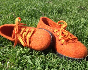 Felted wool shoes Organic-eco-women shoes-wool-rubber sole.Felted shoes with rubber soles.Warm shoes.Footwear according to your measurements