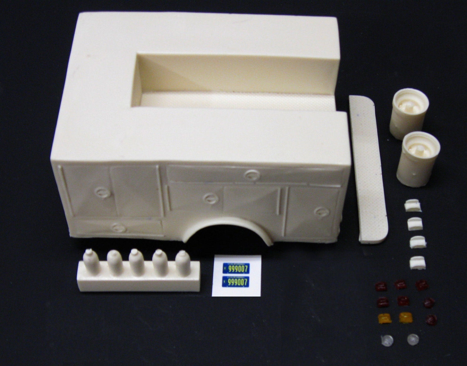 125 scale model resin Emergency! paramedic Squad 51 conversion kit