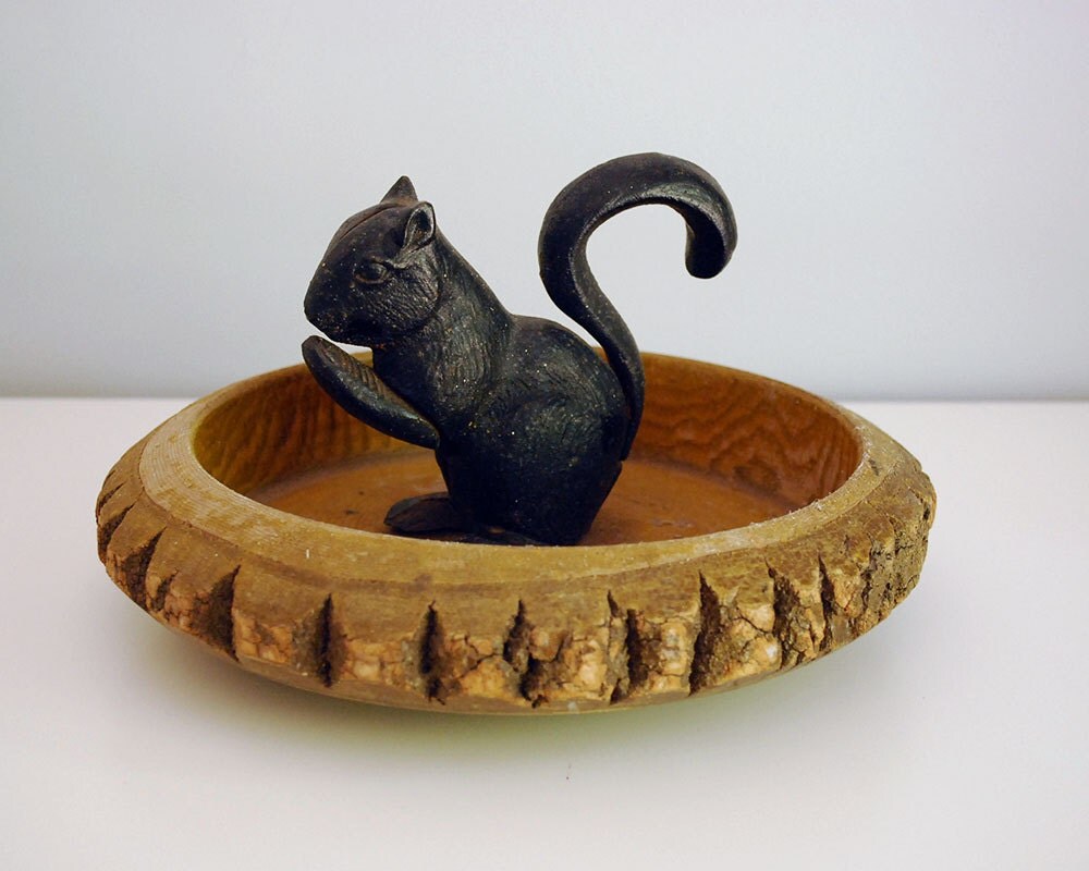 Squirrel Nut Bowl Nutcracker Bowl Tree Bark Nut Bowl Cast