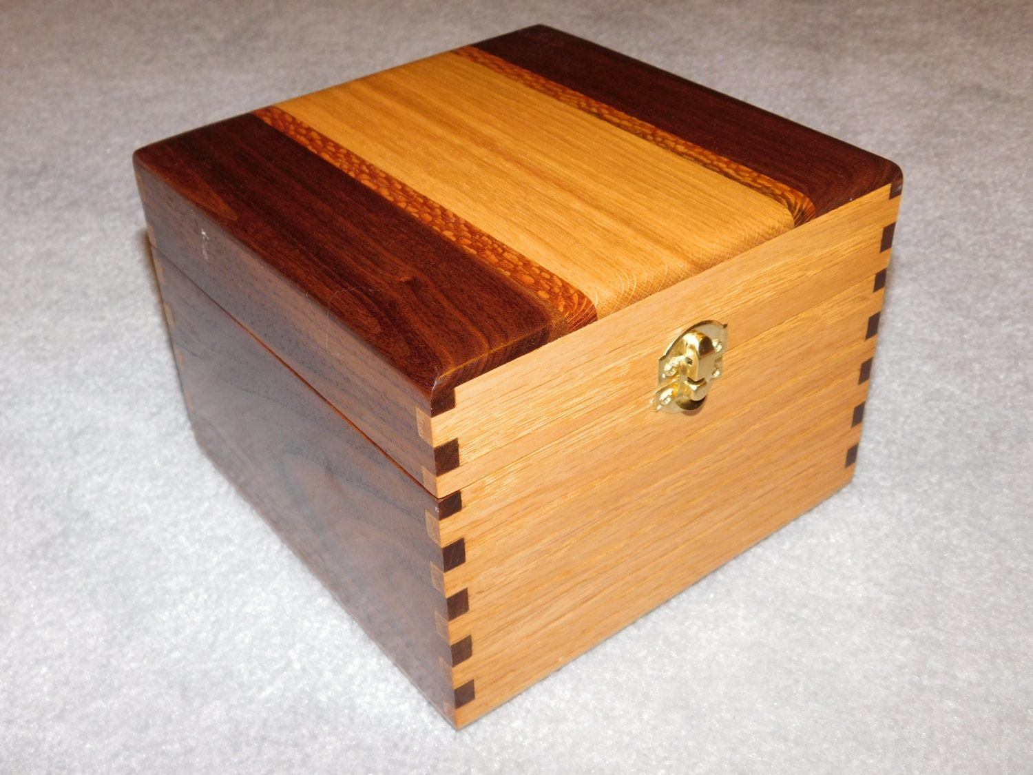 Large Wood Recipe Box for 4 x 6 Index Cards Walnut by RnDwood