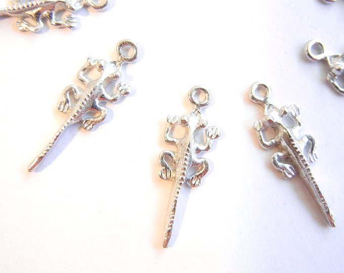 12 Tiny Pewter Lizard Charms