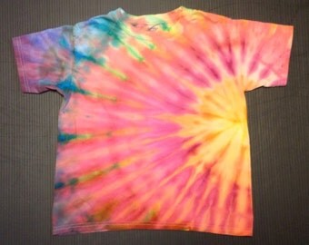 Unique and Complex Tie Dyed Items by PlanetBeadlejewlz on Etsy