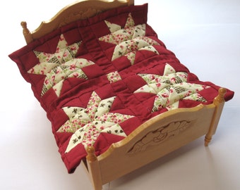 Dollhouse Miniature Patchwork Quilt in 12th Scale - Cream and Red Stars