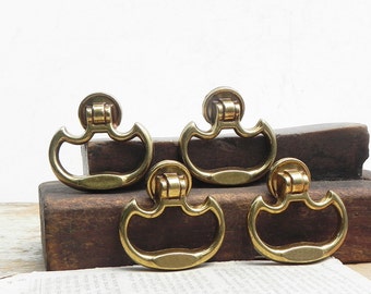 4 vintage drawer cabinet dresser knobs pulls handles Vintage Hardware