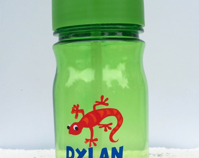 Boys Personalized Lizard Sports Bottle, Kids Custom Water Bottle, 13 oz plastic flip top cup, Childs Custom Cup, Sippy Cup, Party Favors