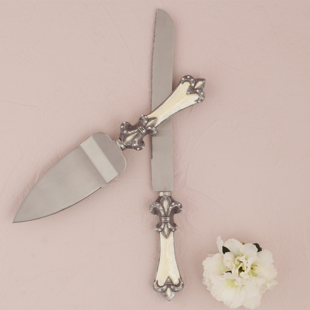 Personalized Fleur de Lis Wedding Cake Knife and Server