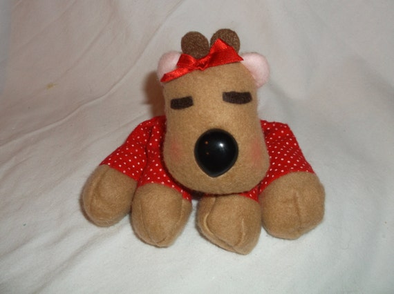 hallmark stuffed reindeer