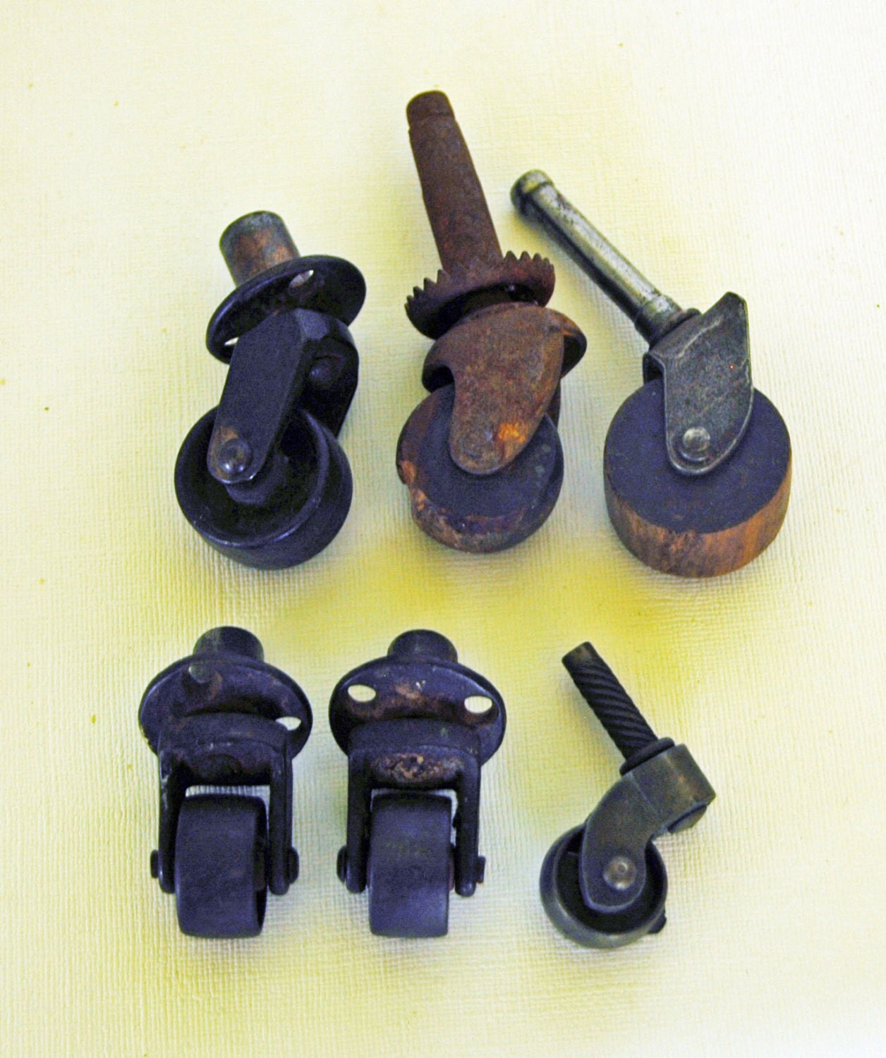 Six Antique FURNITURE CASTERS w/ WHEELS Stem and Plate Ca