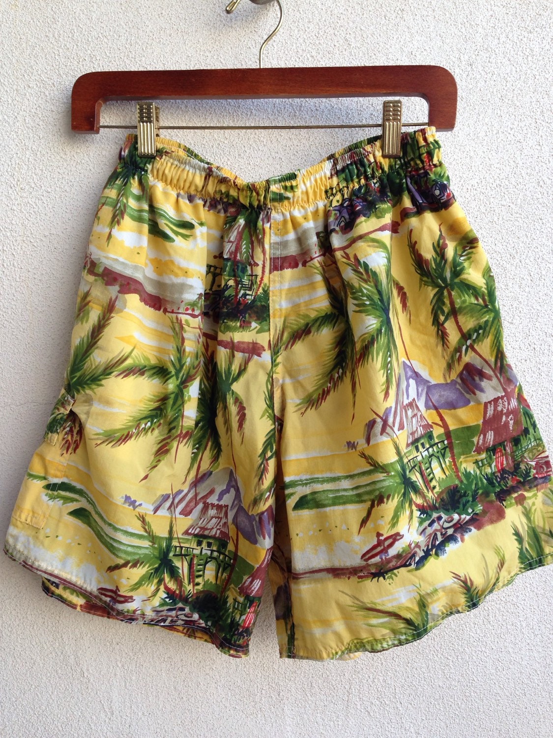 Vintage Hawaiian mens swim trunks Kahala Yellow print nylon sz