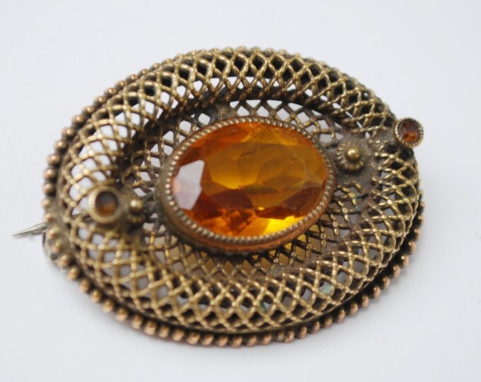 Czech Brooch - Gold Filigree Gilt Brass - Amber citrine Glass Pin