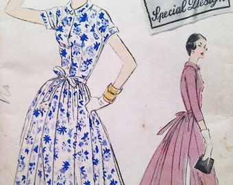 50s Vogue special design, pattern number 4745, vintage Sewing pattern for 50s dress, Bust 36 inches, Hip 38 inches, Factory folded FF