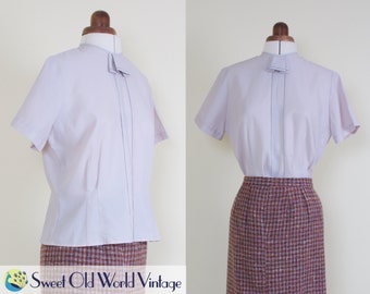 Vintage 50s Light Purple Blouse || Short Sleeve || Rayon || 1950s || Fitted || Secretary || Buttons at Back || Small-Medium, 8-10