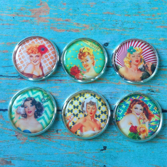 Vintage Pin Up Girl Brooch Set Gift Set Pinup Jewelry Pinup