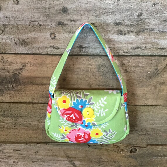 Girls Fabric Purse with Button 50's reproduction floral