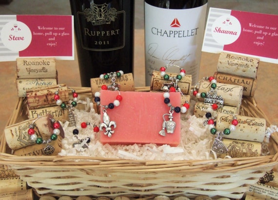 Items similar to Wine Lovers Wine Gift Basket - Wine tasting gift