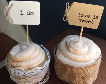 Burlap Cupcake Wrapper | 12| Rustic Cupcake Wrapper | Rustic Wedding | Cupcake Liners | Engagement Party | Bridal Shower Decor | Real Burlap