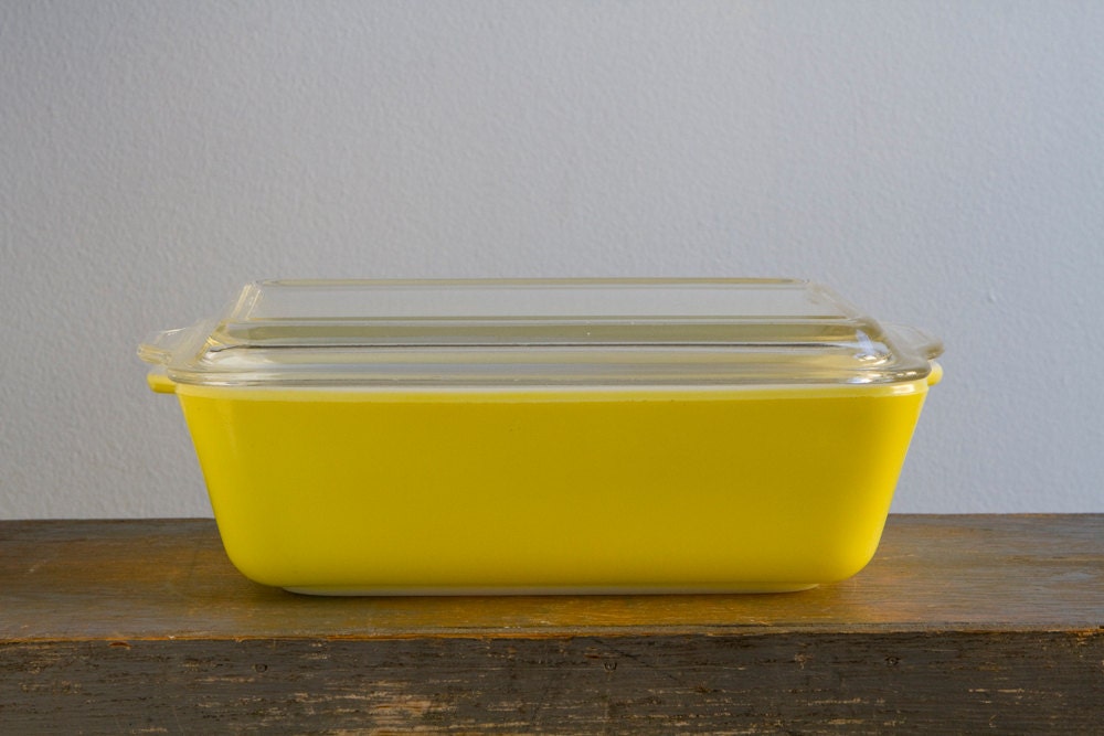 Pyrex Yellow Large Refrigerator Dish 503B with Lid 503C
