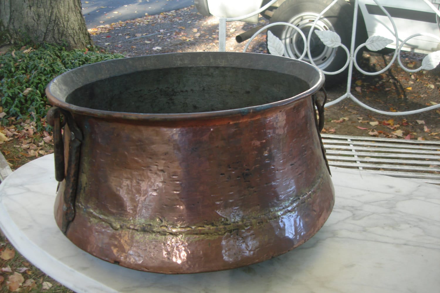 french antique copper cauldron large by StinkyTinkysTreasure