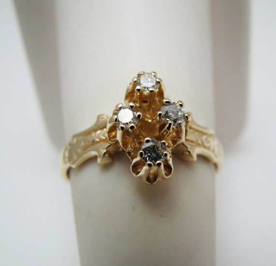 Beautiful 14k Yellow Gold 4 Diamond Ring 8502