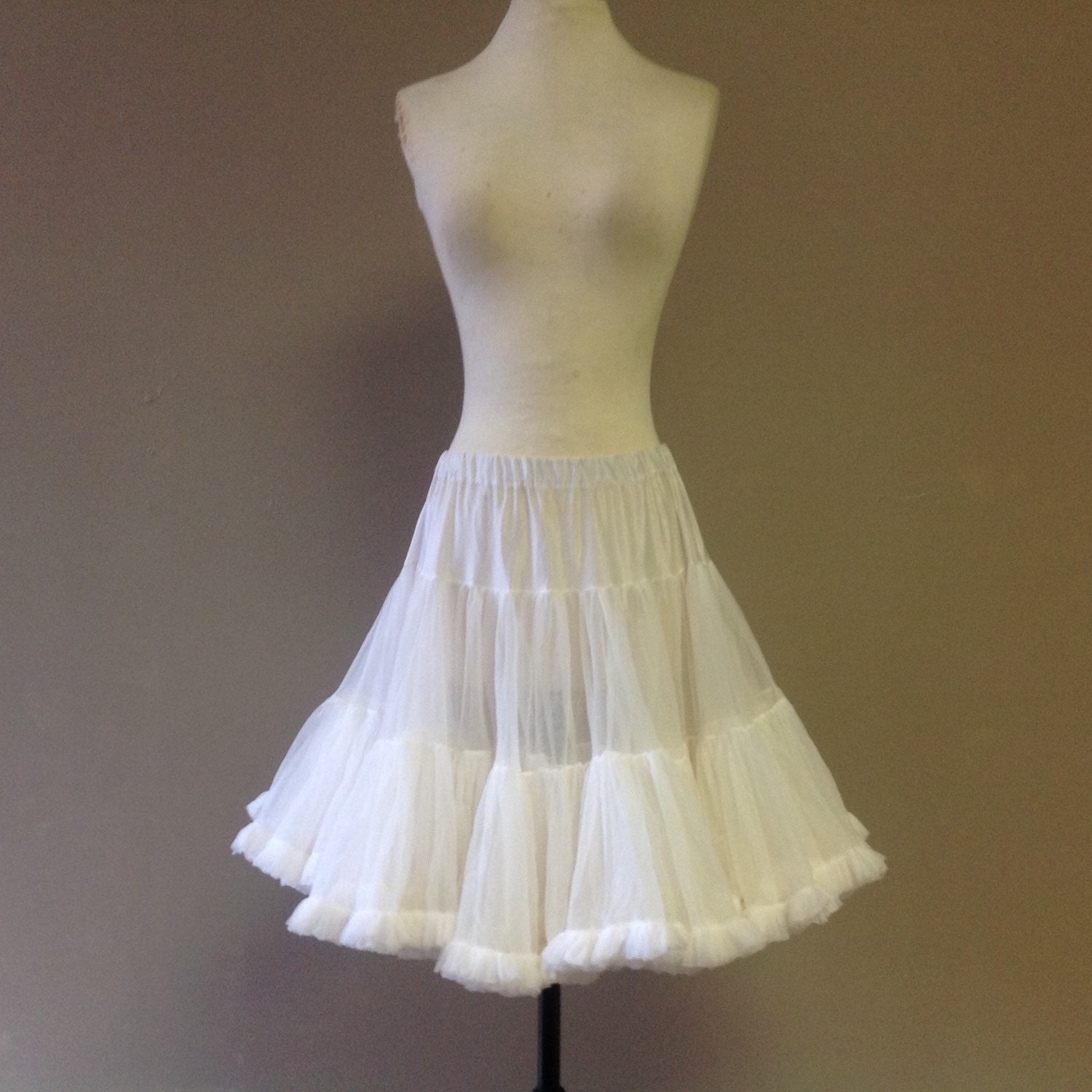 S / Nylon Petticoat Skirt Slip / Fluffy & Full / Size Small
