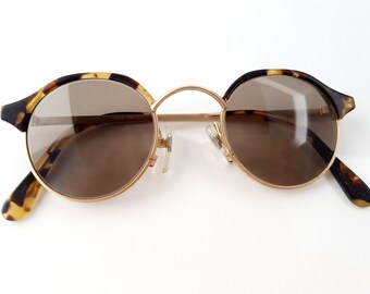 Vintage Round Tortoise Sunglasses, Brown Shades, Boho // Retro Fashion Eyewear // Mid Century Deadstock Fashion Accessories