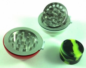 Pokemon Hand Grinder & Container