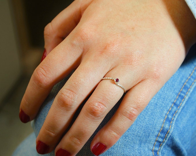 Wave Ring, Silver Wave Ring, Ruby Mothers Ring, Ruby Birthstone Ring, Silver Twist Ring, Unique Mother's Ring, Ruby Ring, July Birthstone