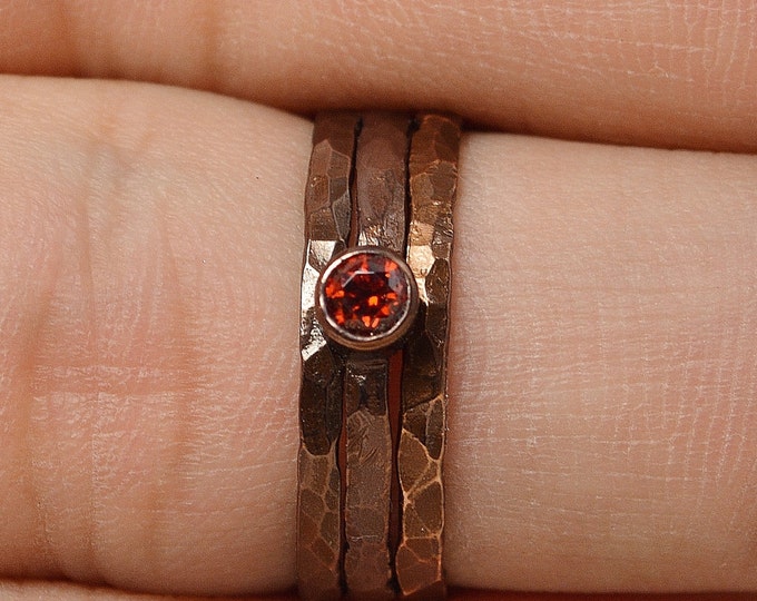 Bronze Copper Garnet Ring, Classic Size, Stackable Rings, Mother's Ring, January Birthstone, Copper Jewelry, Garnet Ring, Pure Copper Band