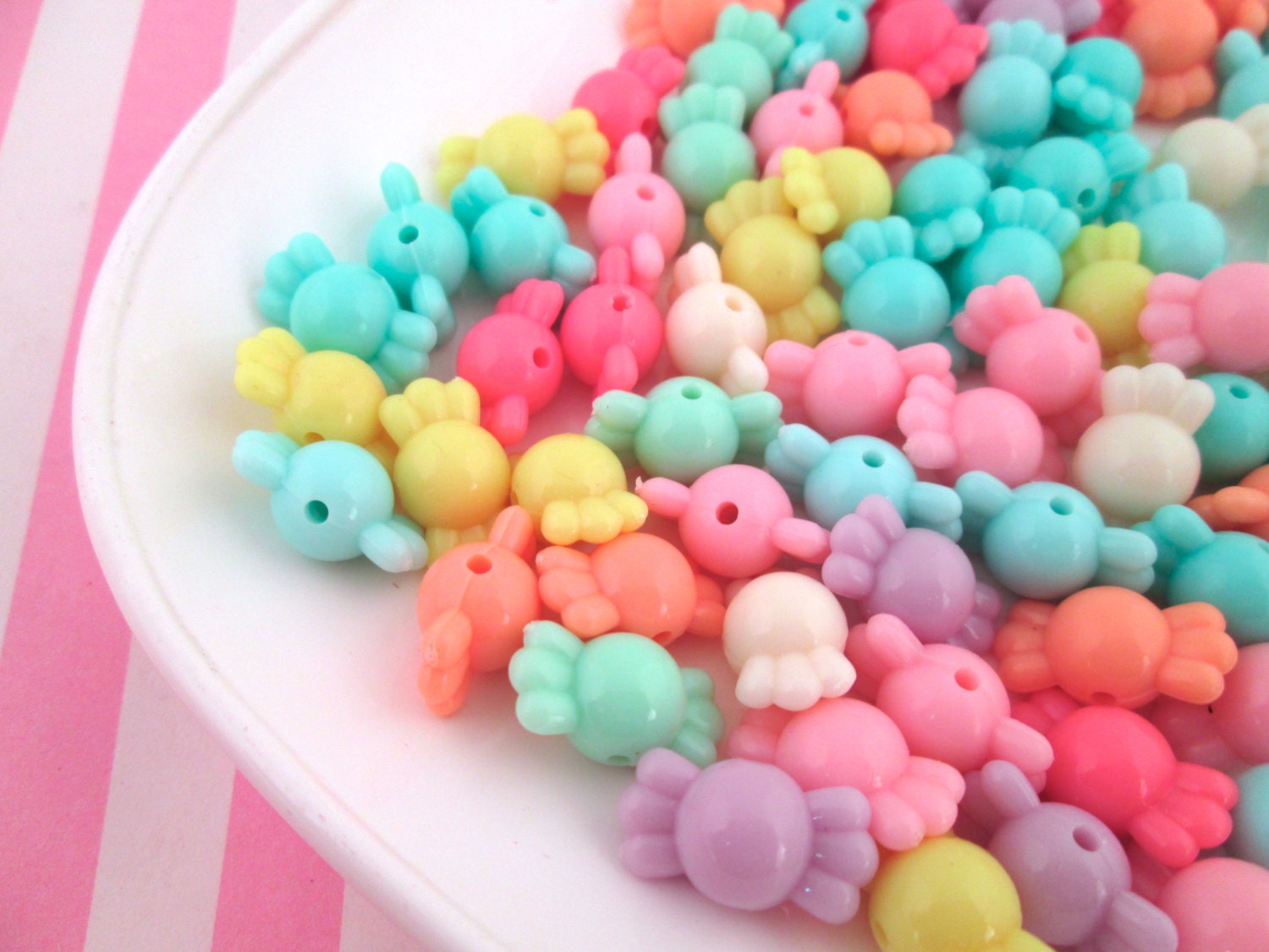 25 Assorted Pastel Candy Beads Taffy Beads Hard Candy Beads