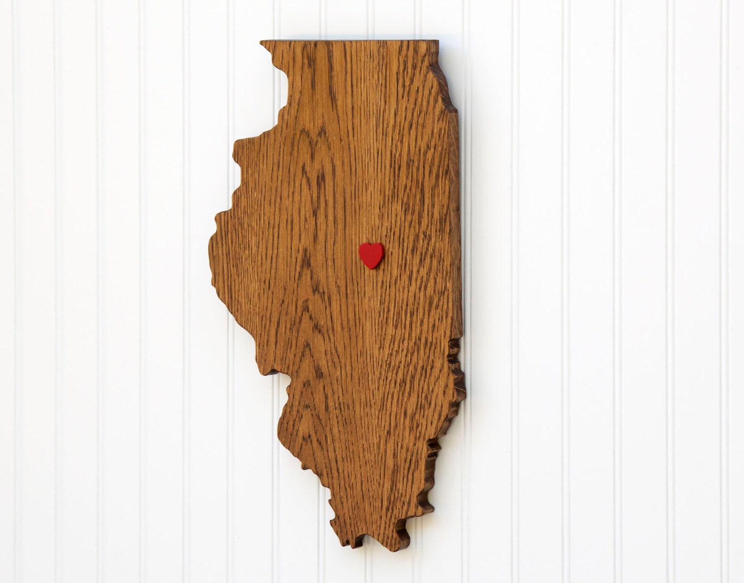 Illinois state shape wood cutout wall art with star or heart.