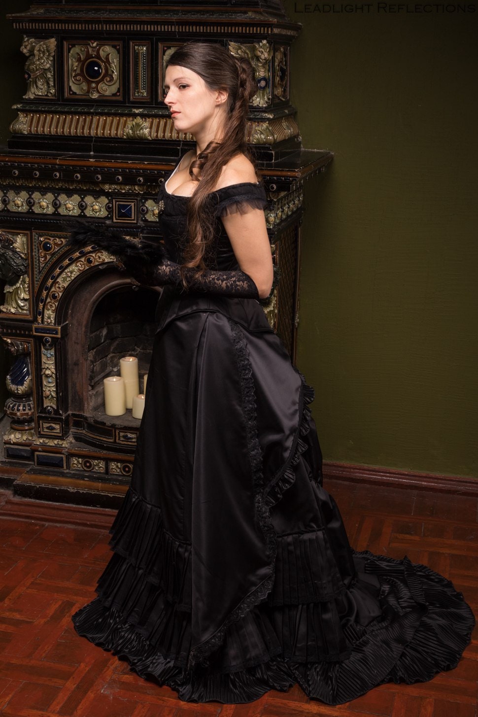 Black Victorian Bustle Dress 1880s Ball Outfit Black