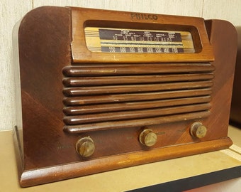 1937 Console Radio Model F-65 General Electric Co. GE