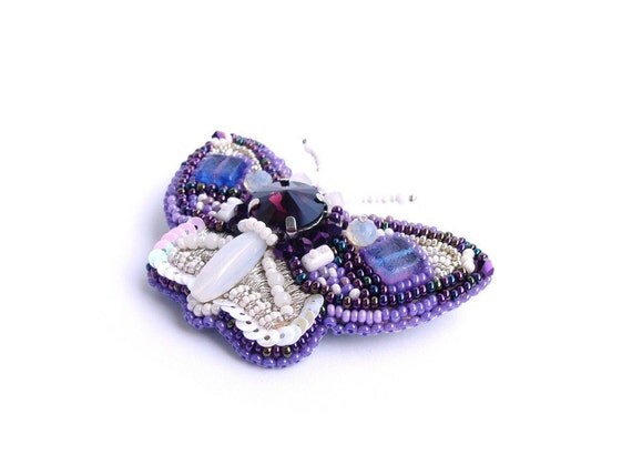https://www.etsy.com/ru/listing/241869189/brooch-butterfly-embroidered-with-beads?ref=shop_home_active_14