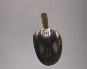 Coffee Flower Grain Scoop, Jade handle Coffee Flower Grain scoop, Jade Hand Coffee Flower Grain Scoop Latourary.