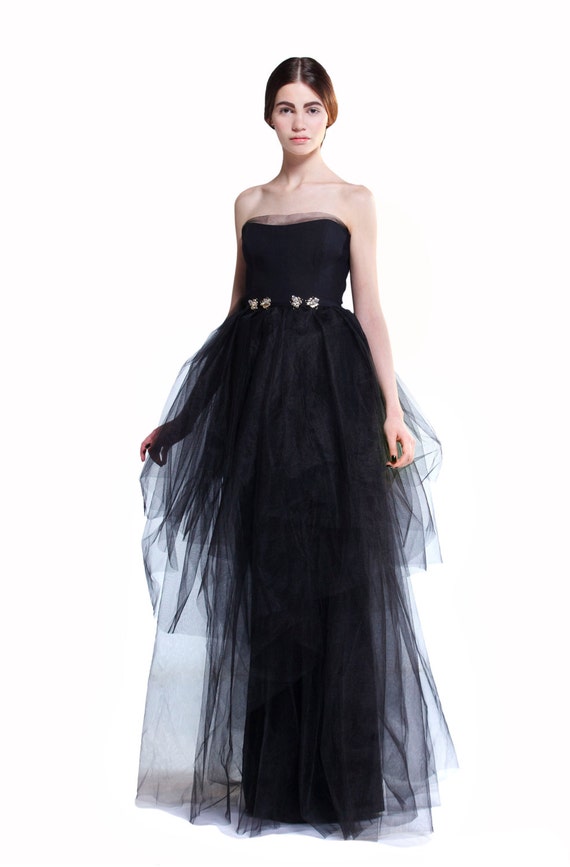 tulle gown black