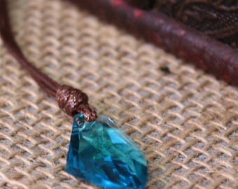 Aetheryte Shard Crystal Pendant with Chain - Unisex - FFXIV Inspired