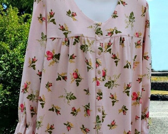 Ladies vintage cotton nightgown by Crabtree & Evelyn, size Small in pale pink with roses