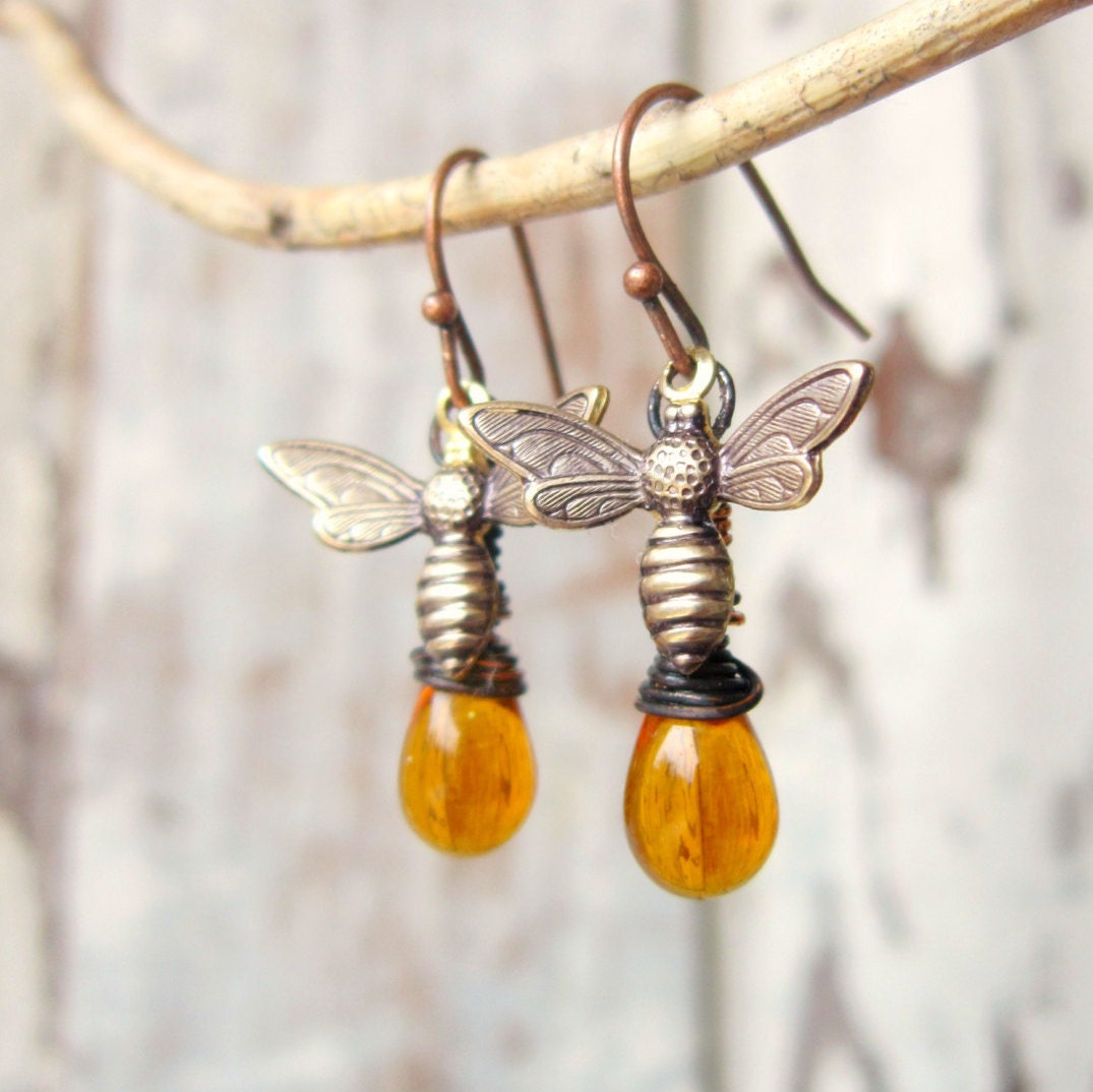 Honey Bee Earrings. Honey Bee Jewelry. Wire Wrapped Briolette