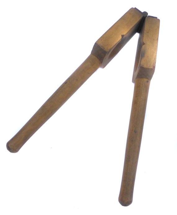 Edwardian Kitchen Press Garlic Presser Vintage by BiminiCricket