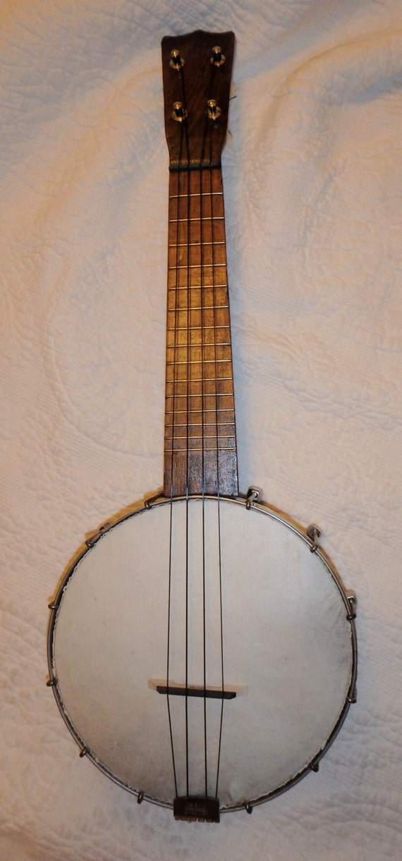 Old Banjo Ukulele