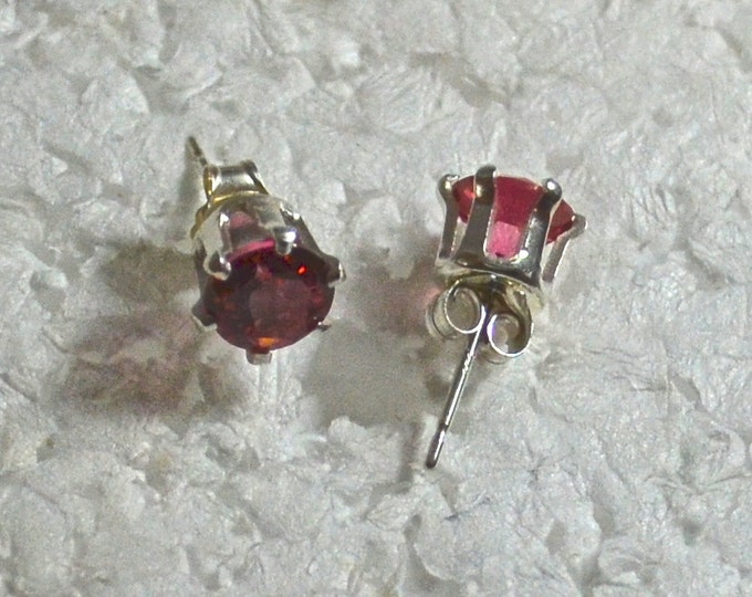 Red Pink Topaz Stud Earrings, 6mm Round, Natural, Set in Sterling Silver E881