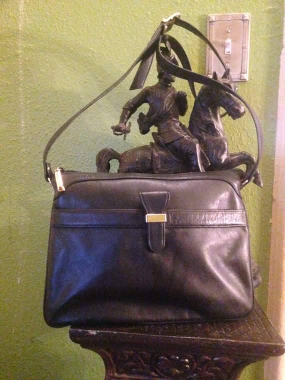 Vintage Giani Bernini Leather Handbag