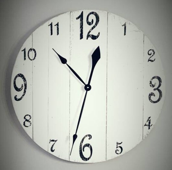 Antique white pallet clock Reclaimed wood Clock Rustic Clock