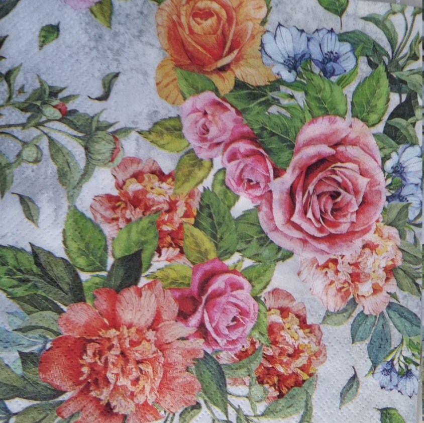 Napkins. Decoupage. Set of 3 piece Beautiful decoupage